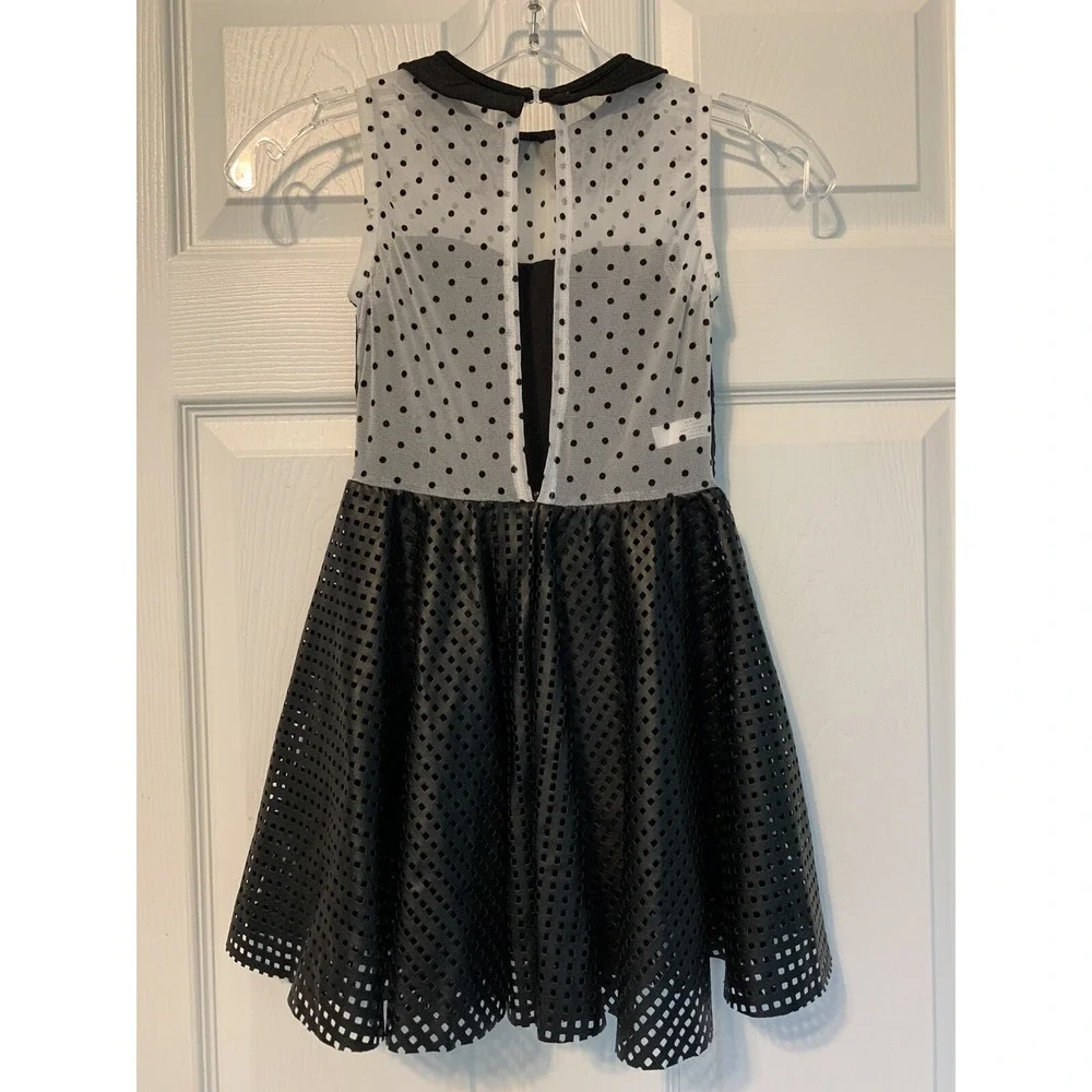 Reverence dance costume